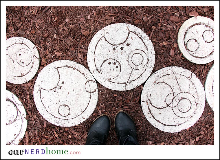 DIY Doctor Who Step Stones - Our Nerd Home